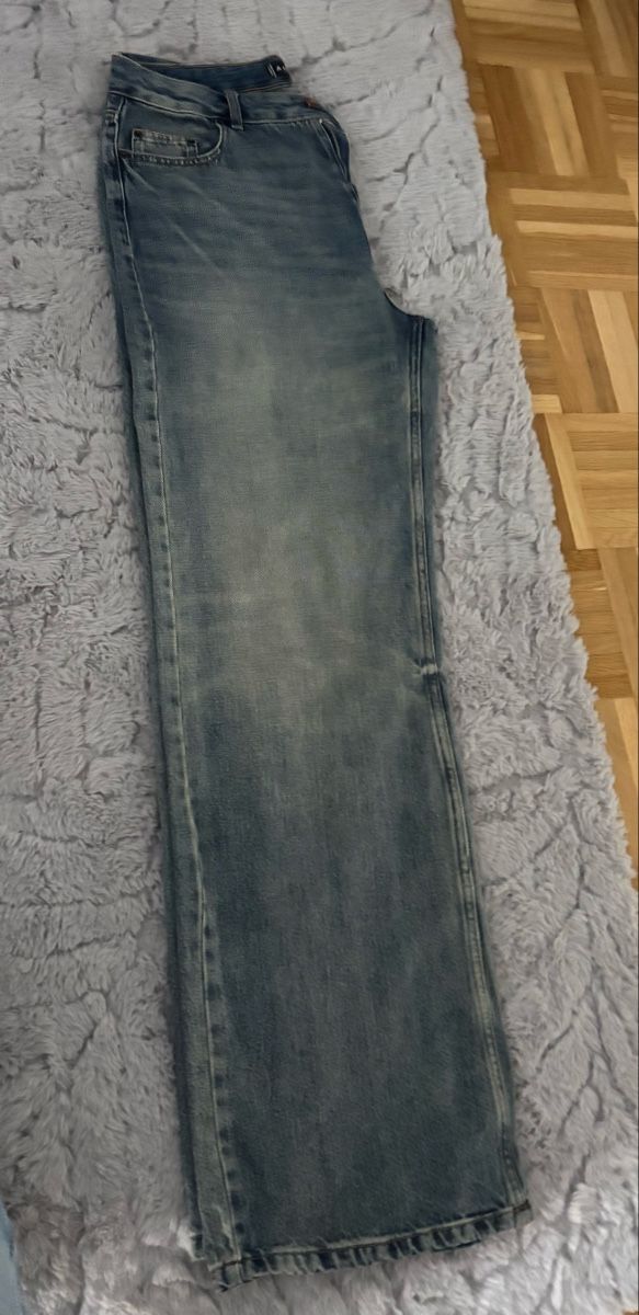 Jeans: Jeans / Mai usate – Neuf (Voir description) à Agno par sim_xf99 3