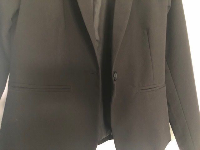 Vero Moda Giacche: Neuwertiger Blazer Vero Moda Gr. M schwarz – Nuovo (secondo la descrizione) da Utzigen venduto da Crisbo 3