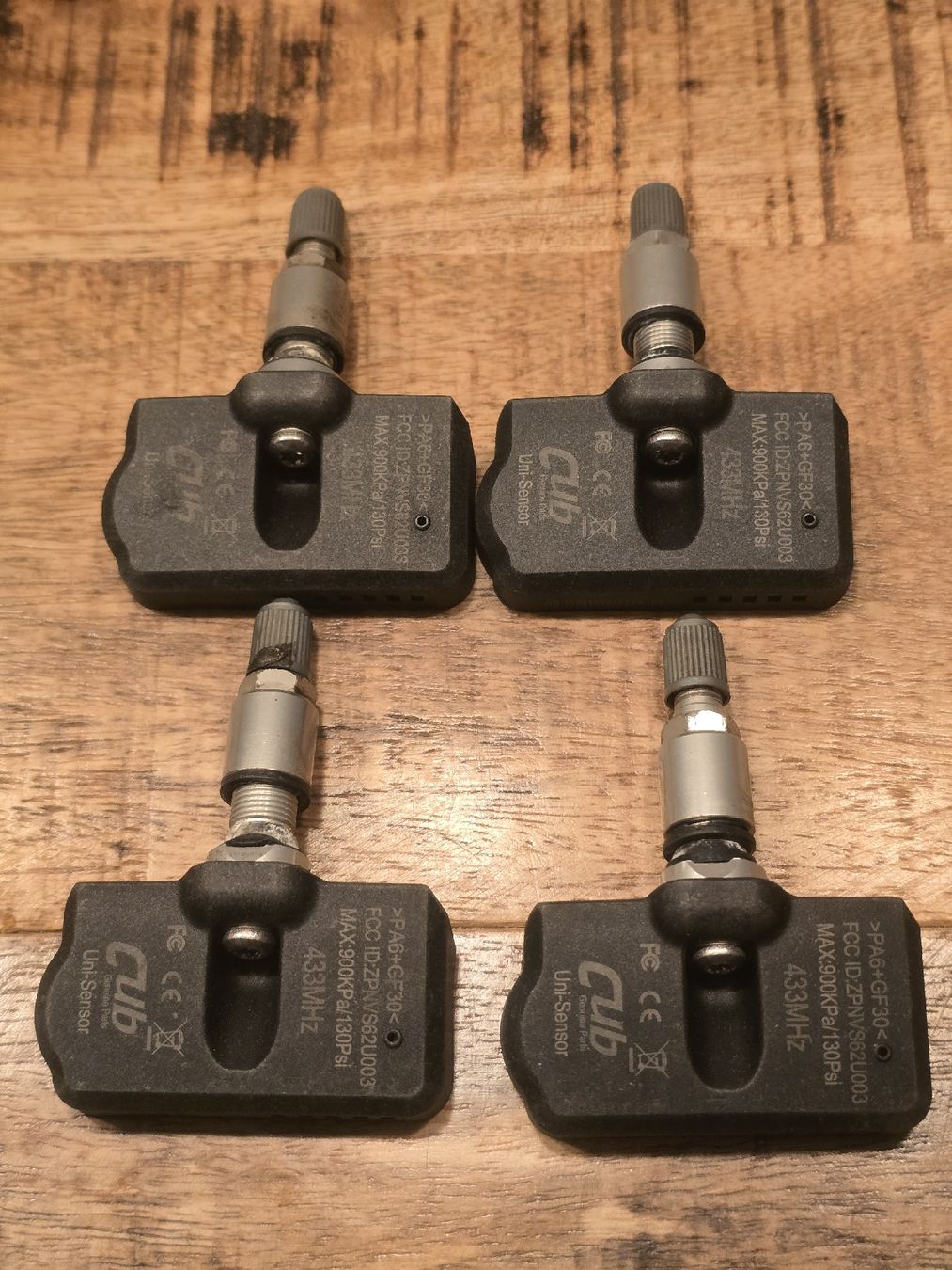 Sonstiges Fahrzeugzubehör: 4x CUB Uni-Sensor TPMS / RDKS 433 MHz Reifendrucksensor – Defekt aus Thun von Vitaliy_od