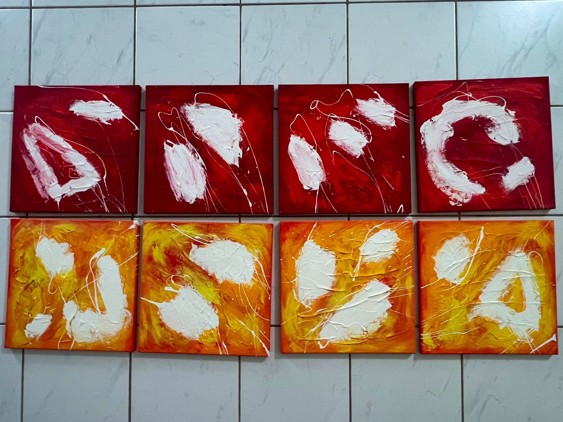 Foto & Immagini: 2 x 4er Set Bilder abstrakt rot und gelb – Usato da Nuglar venduto da Melina8