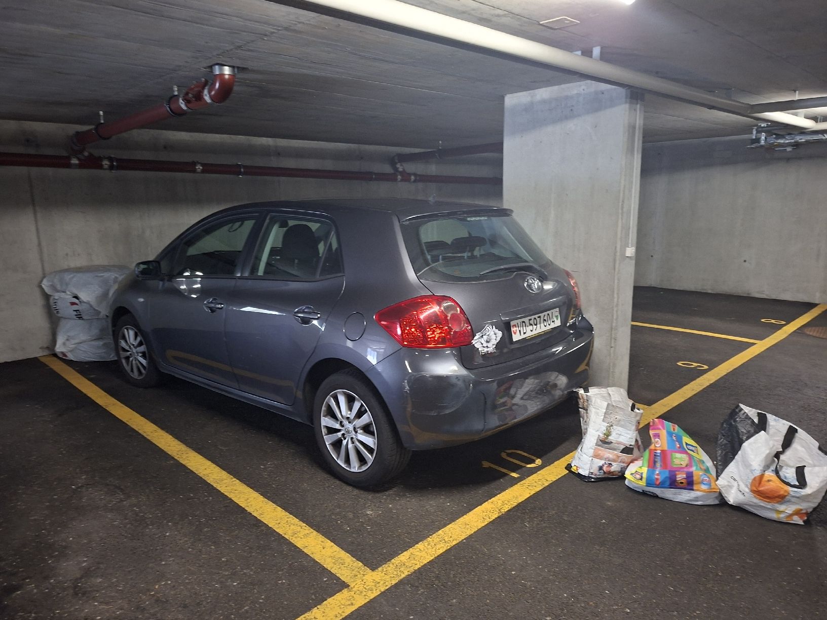 Toyota Automobili: toyota auris  – Usato da Chardonne venduto da hel_h5k2 1