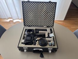 Mamiya M645 1000S Mittelformatkamera mit Zubehör