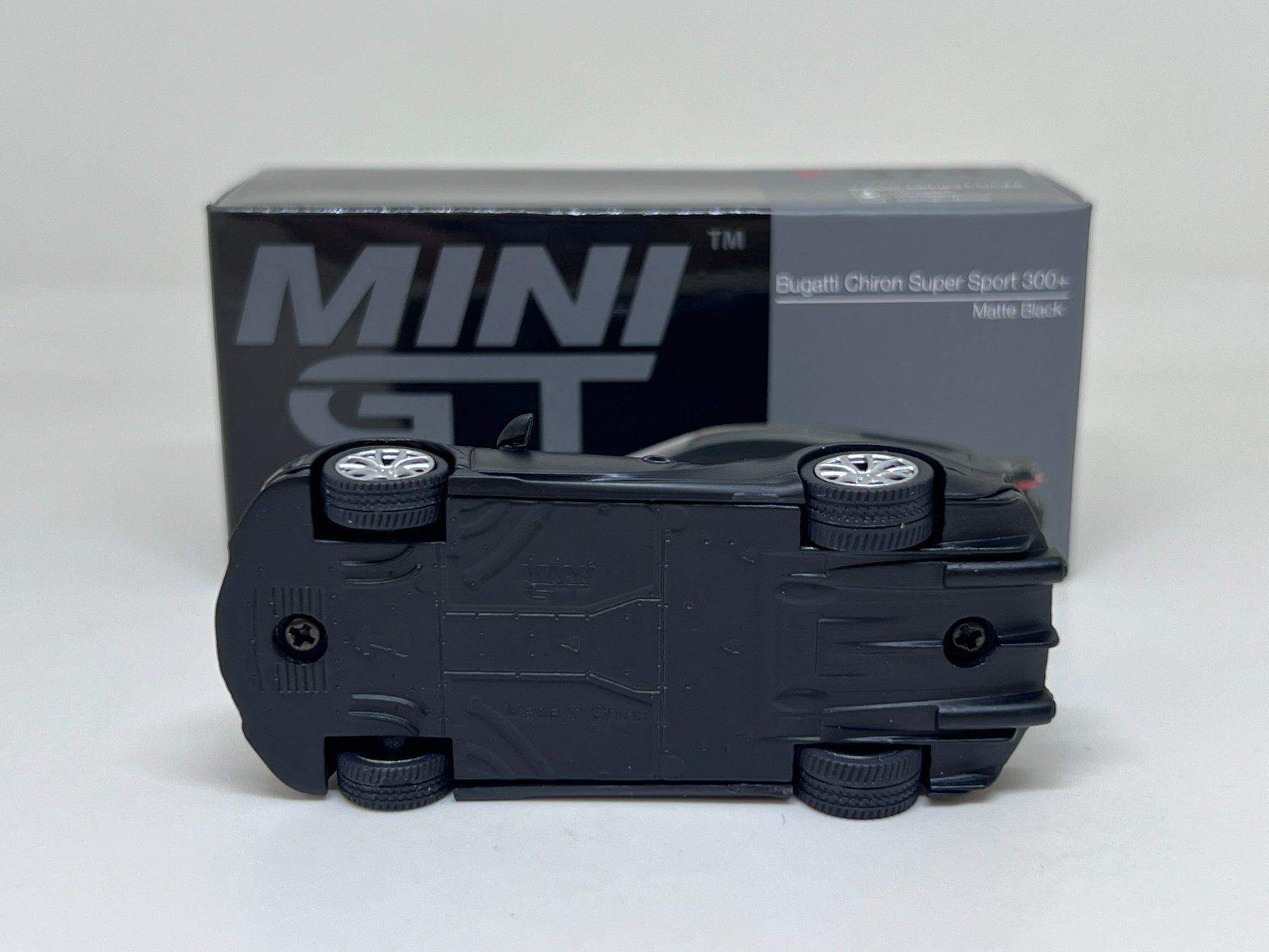 Modellini d'auto: Mini GT Bugatti Chiron Super Sport 300+ – Nuovo e nell'imballaggio originale da Wildegg venduto da LaaBoutique 3