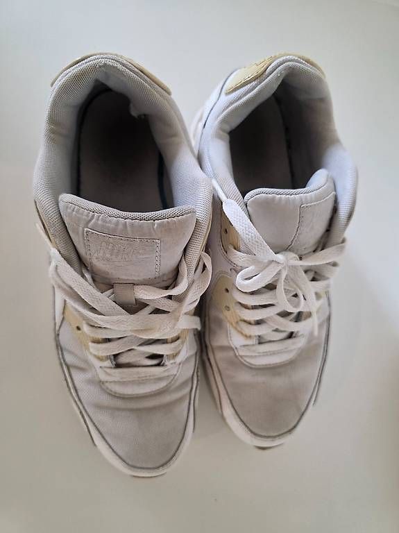 Chaussures hommes: Air max 90 blanche Taille 44  – D'occasion à Pully par fer_8lm6 3