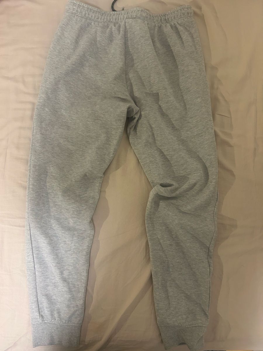 Jack & Jones Pantaloni: Jack&Jones Trainerhosen Grau – Nuovo (secondo la descrizione) da Oberentfelden venduto da ZimmermaD1 1