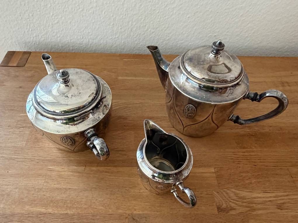 Teiere: Silberkannen – Usato da Münchenstein venduto da JuergMomo2014