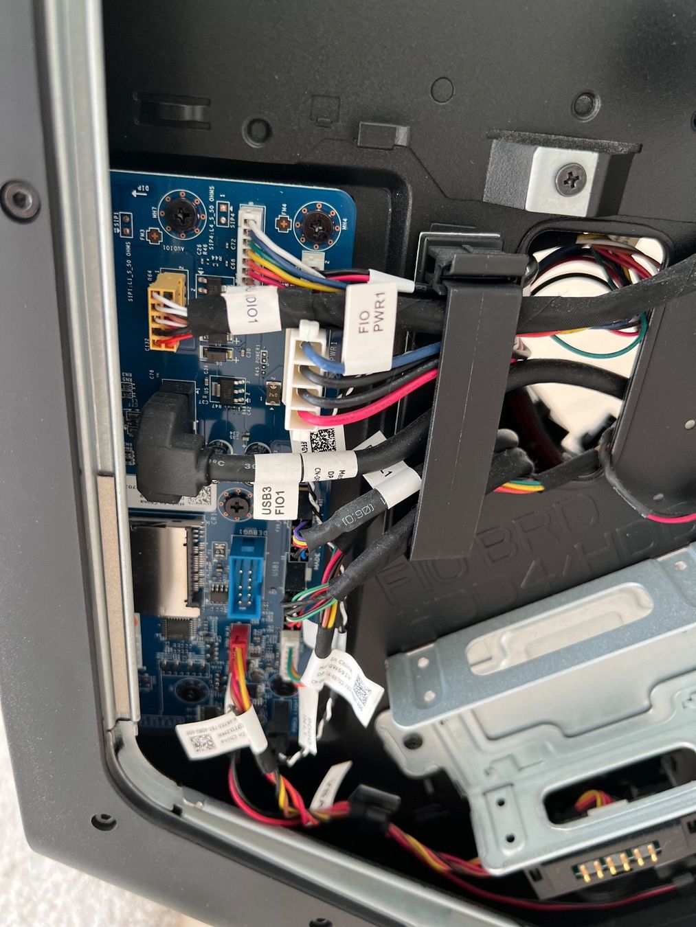 Dell Gehäuse: Alienware PC Gehäuse inkl Motherboard Intel i9 7900X 10core – Gebraucht aus Uitikon Waldegg von  5