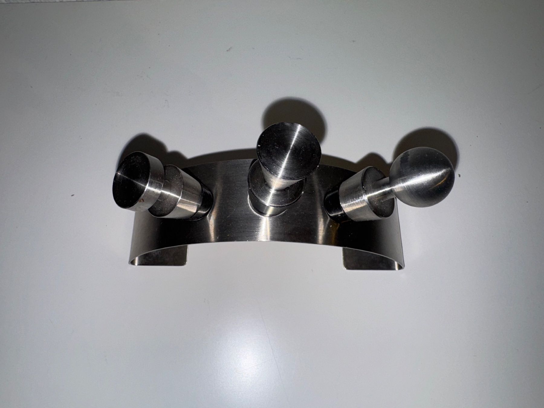 Apribottiglie & Tappi per chiusura: Set: 3 Flaschenverschluss aus Metall – Usato da Grosswangen venduto da Second_hand_paradise 2