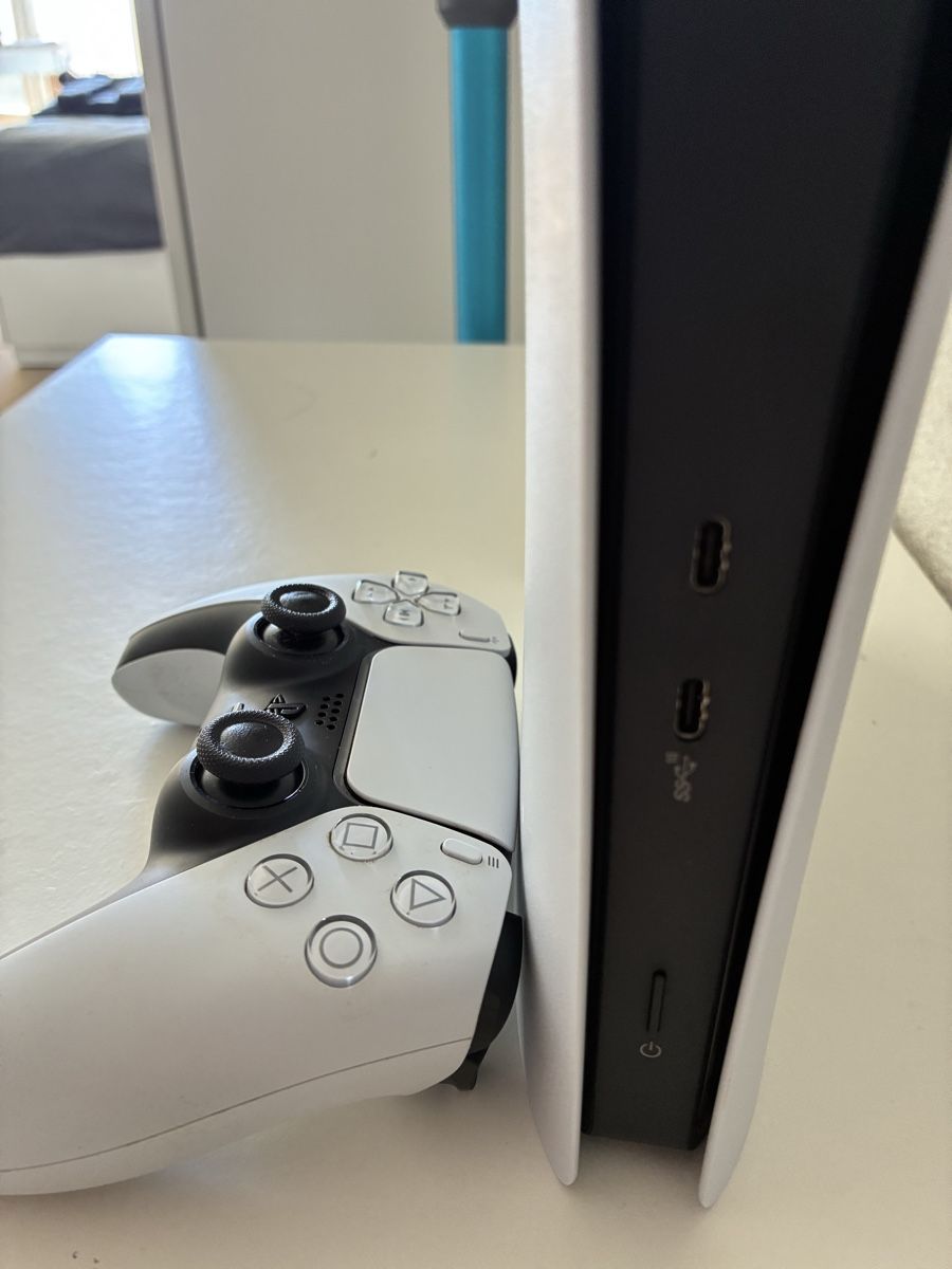 Sony Konsolen: PS5 Slim Digital avec manette – Gebraucht aus Prilly von Valentin833 3