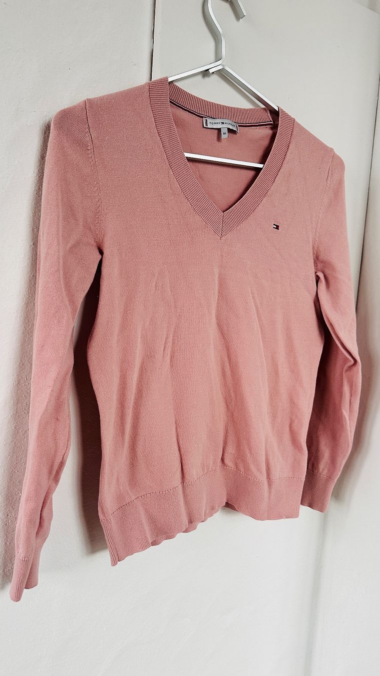 Tommy Hilfiger Top: Tommy Hilfiger Damen Pullover rosa XS V-Ausschnitt – Usato da Niederrohrdorf venduto da gigerch 4