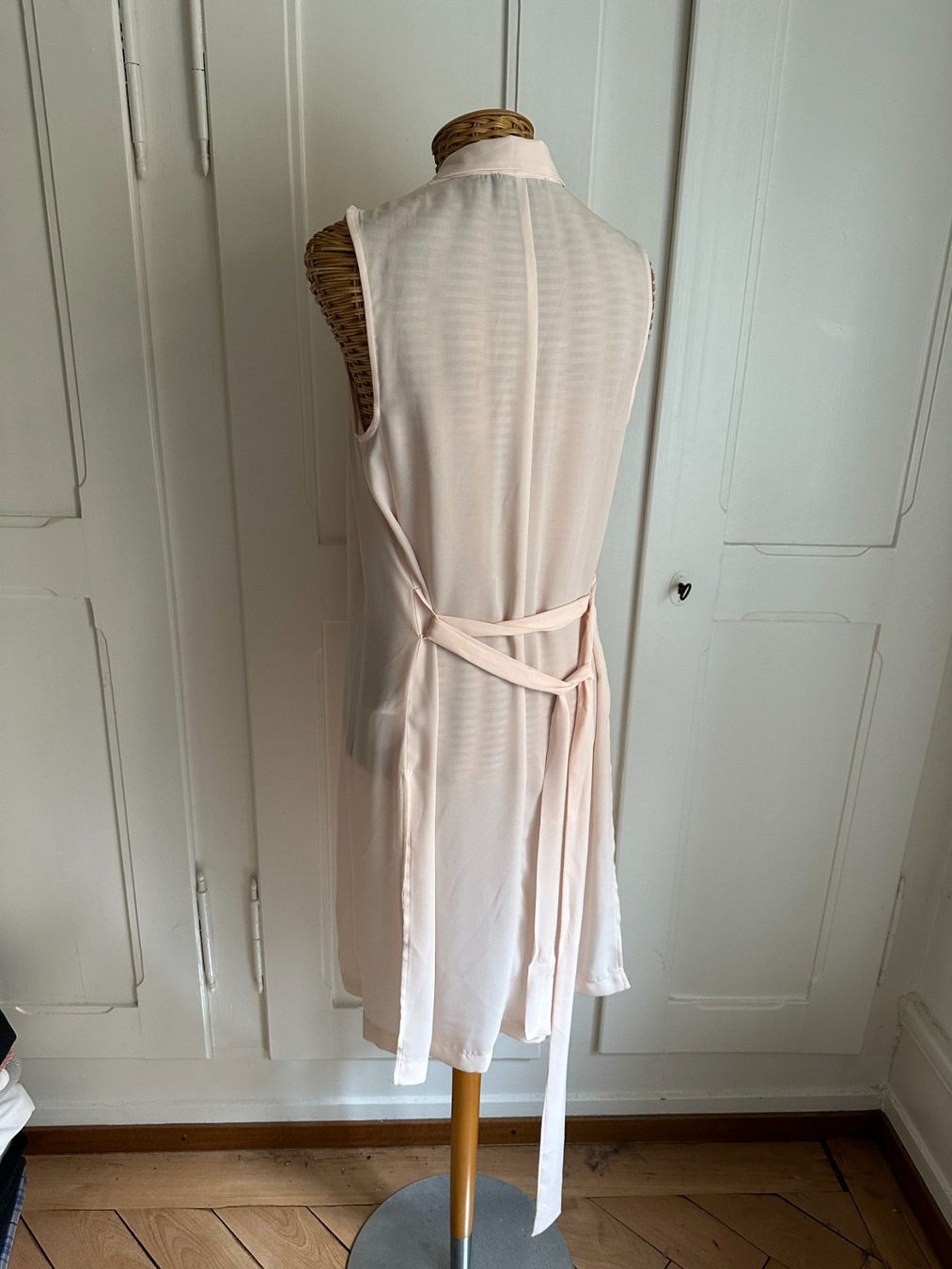 Gilets: EVEN & ODD - Longweste Jäckchen apricot XS – D'occasion à Zürich par Diazaio 2