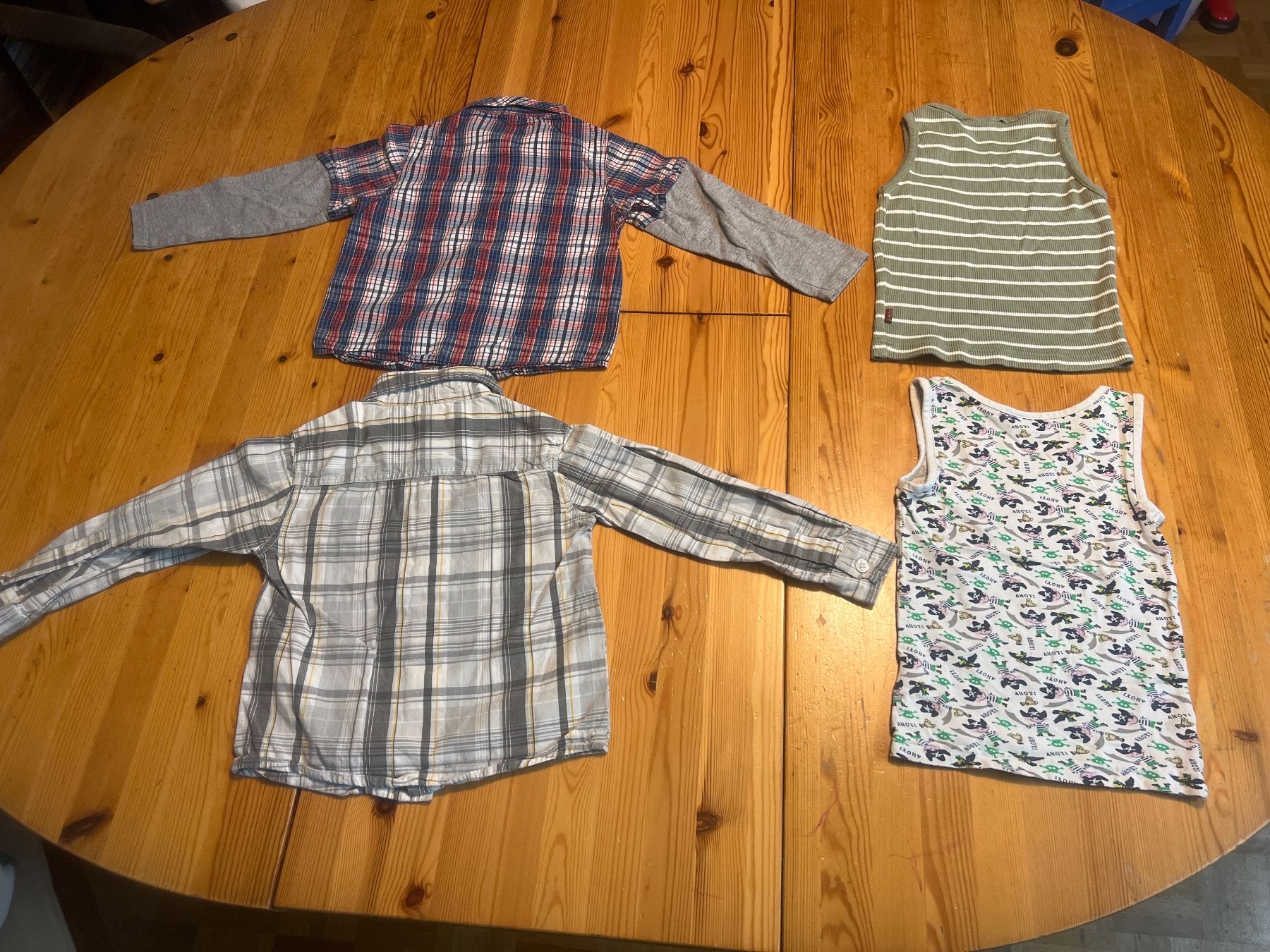 Lotti & Set di vestiti: 4x Jungen Hemd/Top Set, Grösse 98 – Usato da Basel venduto da friceberg2 1