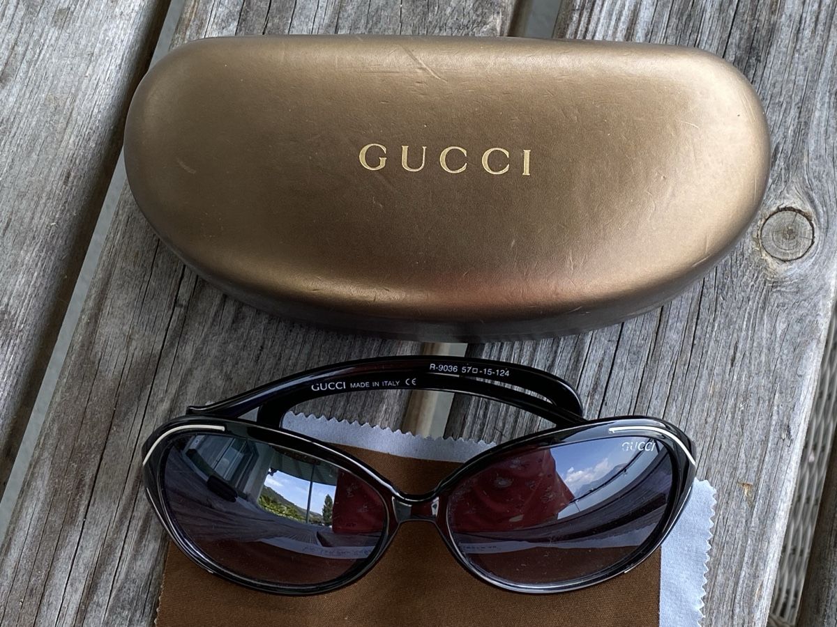 Gucci Brillen & Gläser: Coole Retro Gucci Sonnenbrille mit Etui – Gebraucht aus Merligen von shalimar64