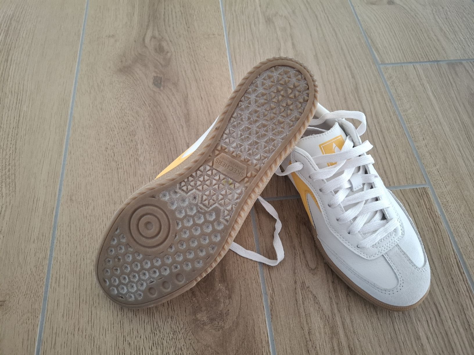 Skechers Scarpe da donna: SKECHERS Damen Sneakers Gr. 37 – Nuovo (secondo la descrizione) da Rupperswil venduto da Andrea4444 1