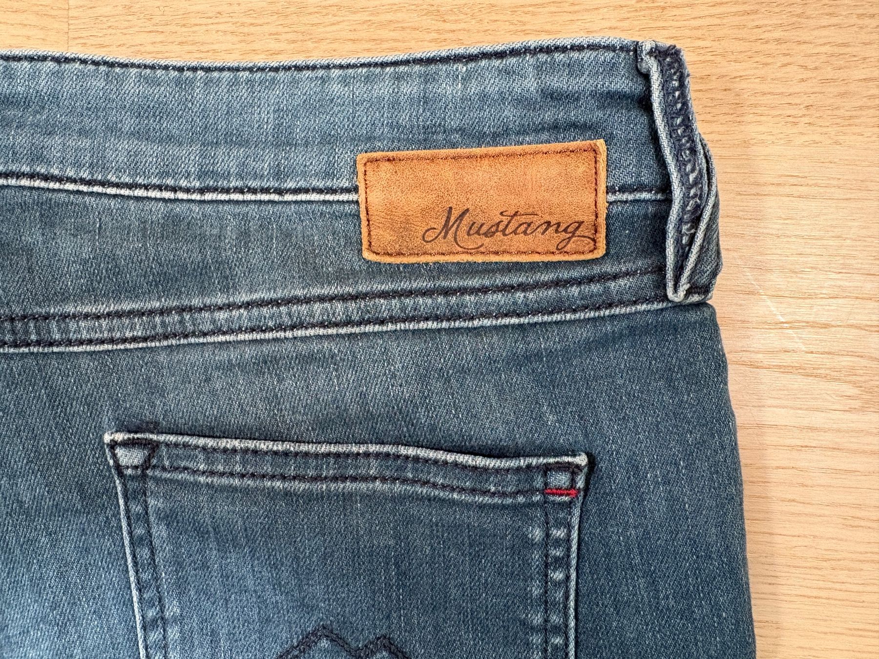 Jeans: Mustang Jeans, Modell Jasim Zip, Grösse 29 – Usato da Elgg venduto da Jo_Naj 4
