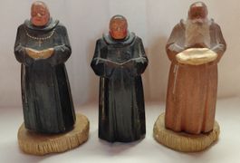 3 geschnitzte antike Mönchsfiguren Huggler Brienz