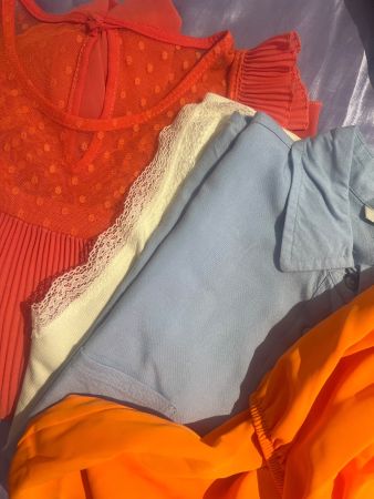 Lot chemise/tops 4 pce taille XS-S