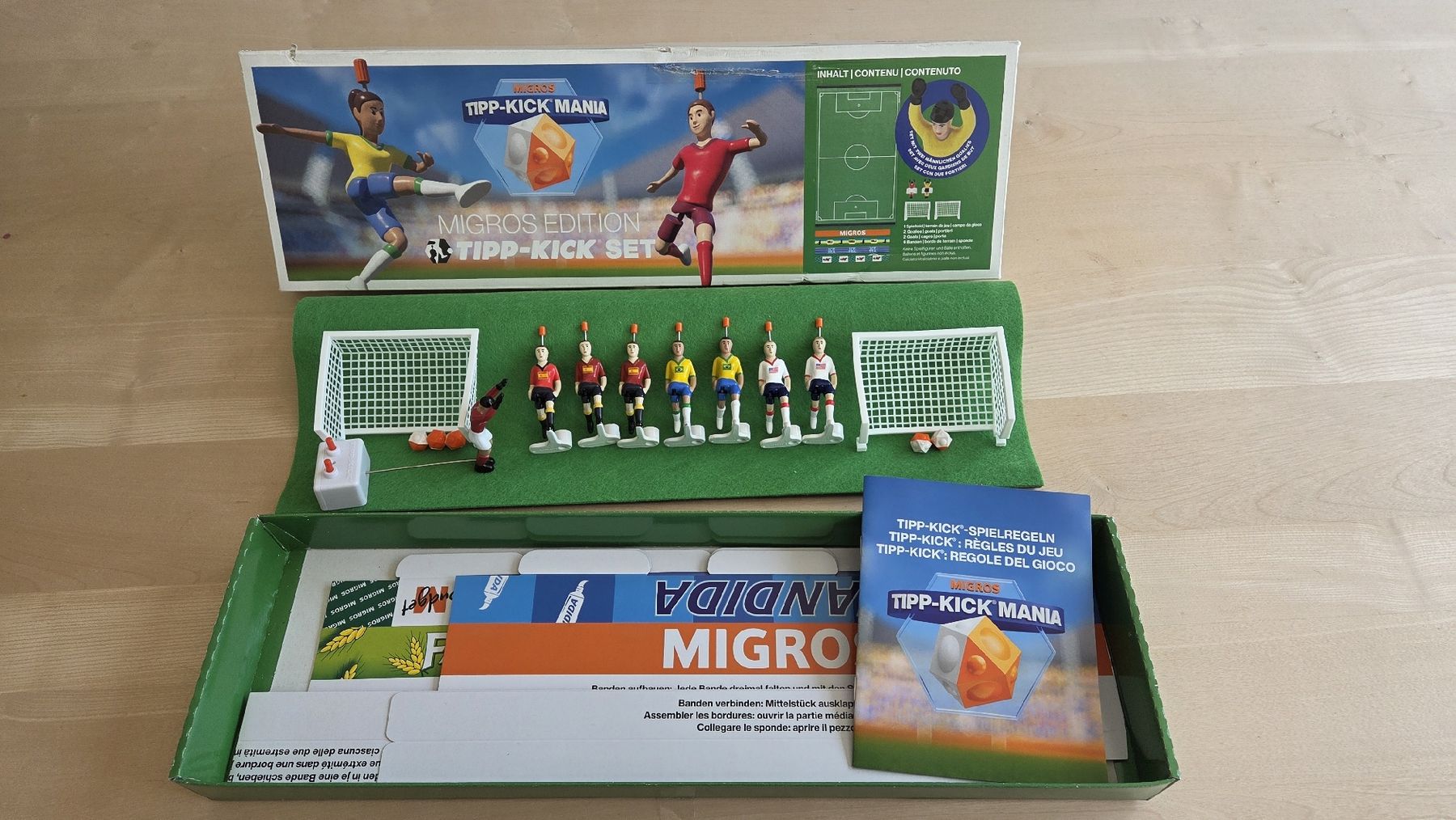 Migros Giocattoli: Tipp-Kick Mania Migros Set gut erhalten – Usato da Hausen am Albis venduto da pear04 1