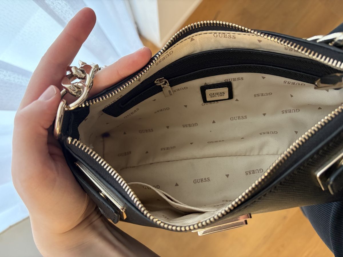 Guess Borse da donna: Elegante Guess Tasche schwarz – Usato da Ebnat-Kappel venduto da Mila07 2