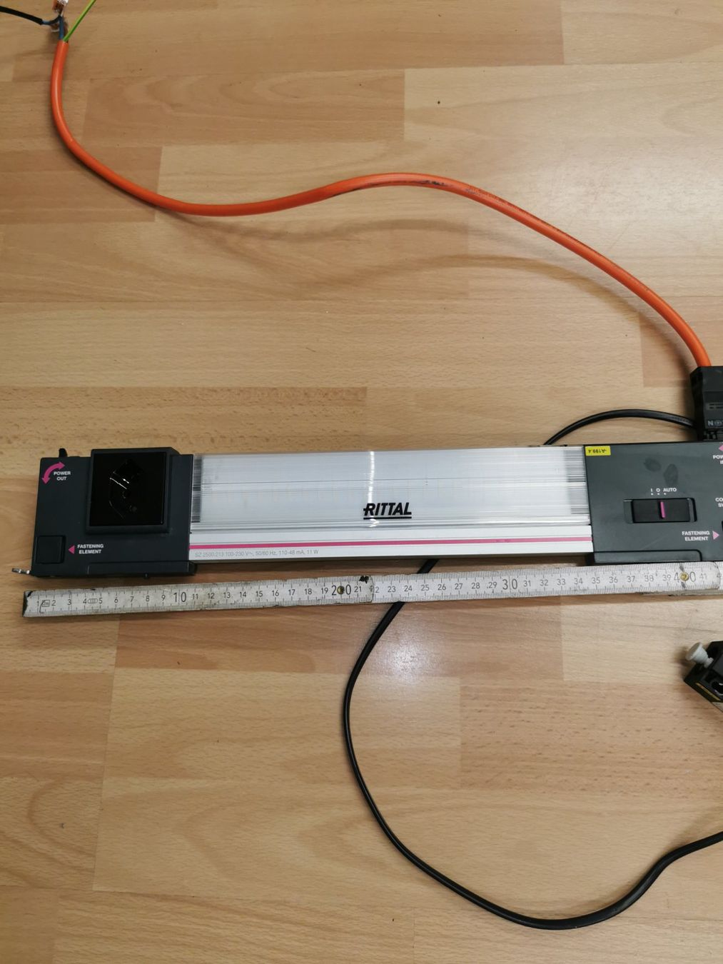 Rittal Lampade: Rittal Leuchte Gehaeuseleuchte Kompaktleuchte Top Zustand! – Usato da Niederlenz venduto da Chevy_V8 2