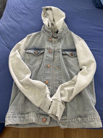 Coole Jeansjacke mit Kapuze, Gr. S Übergangsjacke