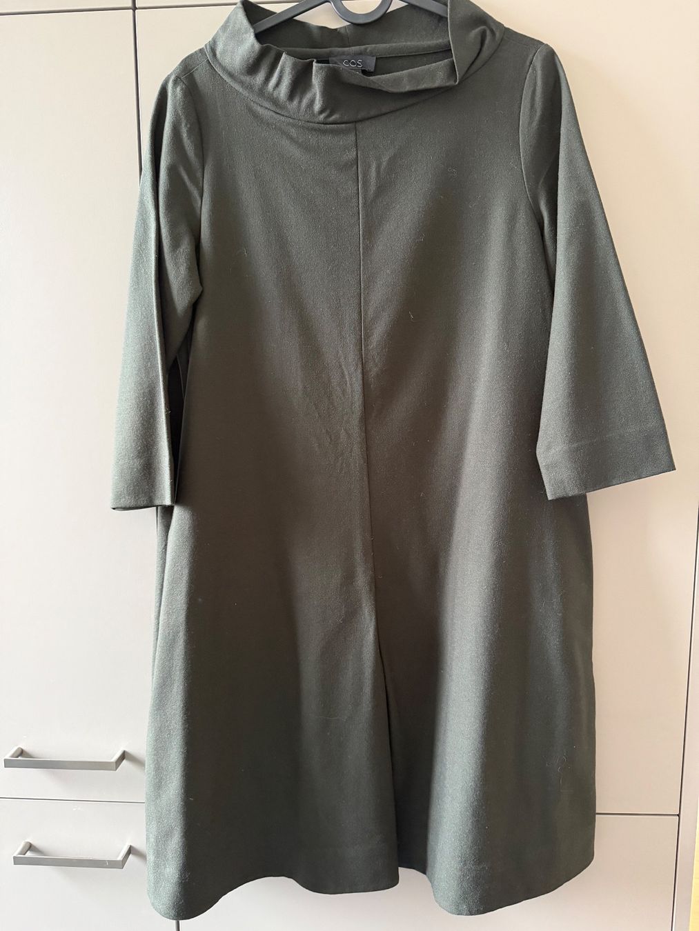 Cos Vestiti: COS Wollkleid Grösse 36 – Usato da Zürich venduto da bgg