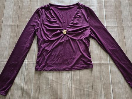 Figurbetontes Kurz Oberteil - L -  Beere / Violett 4️⃣