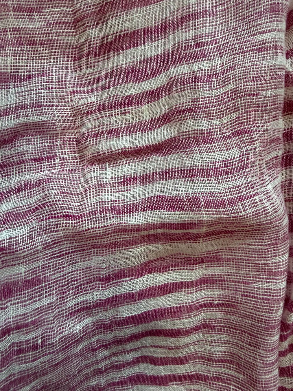 Foulard & Sciarpe: Schal ca 210cm lang, bordeaux/weiss – Usato da Salenstein venduto da animay 1
