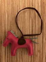 Pinker Pferde-Anhänger, handarbeit