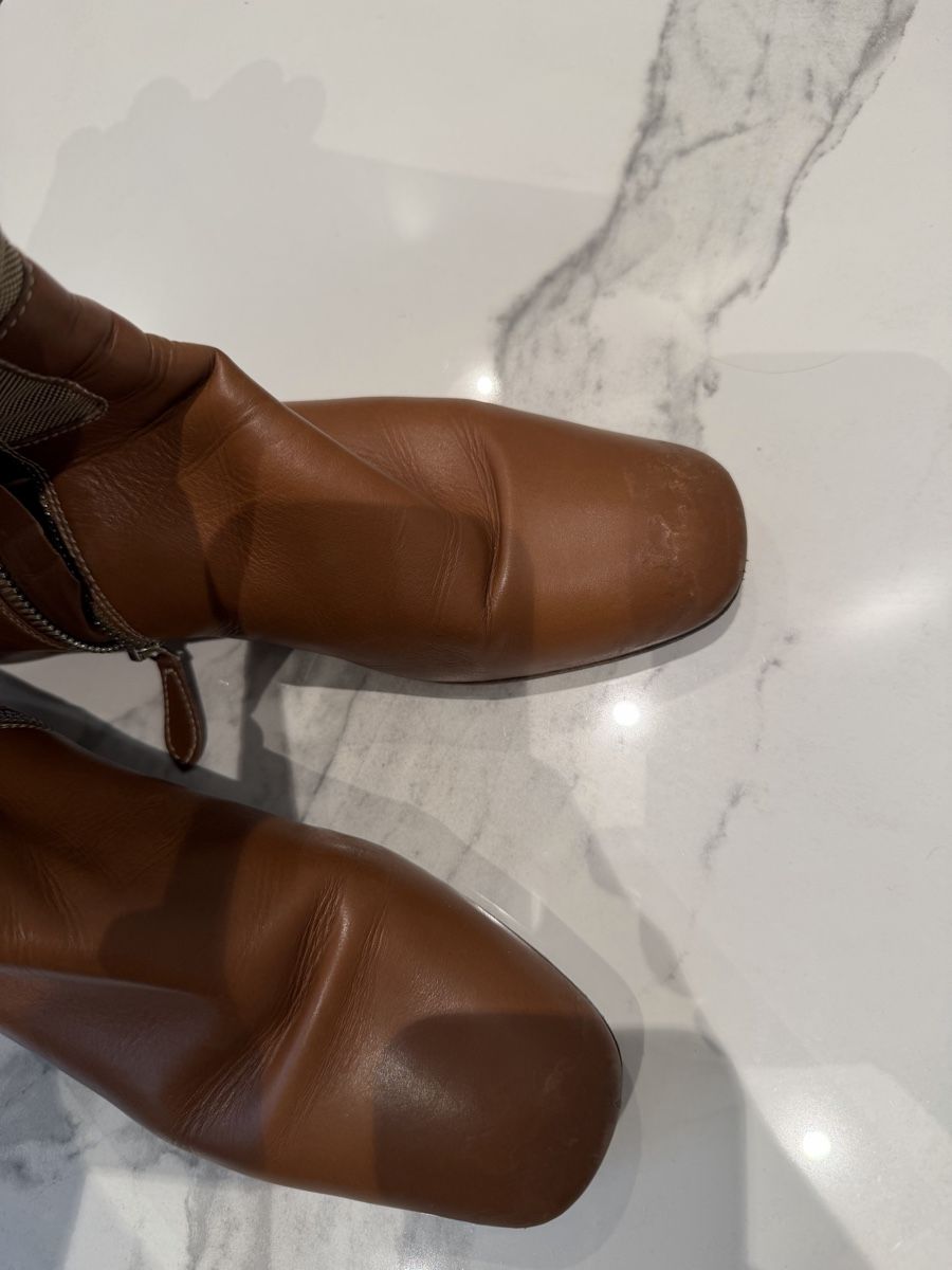 Prada Damenschuhe: Prada Stiefel – Gebraucht aus Arlesheim von FabiKl 1