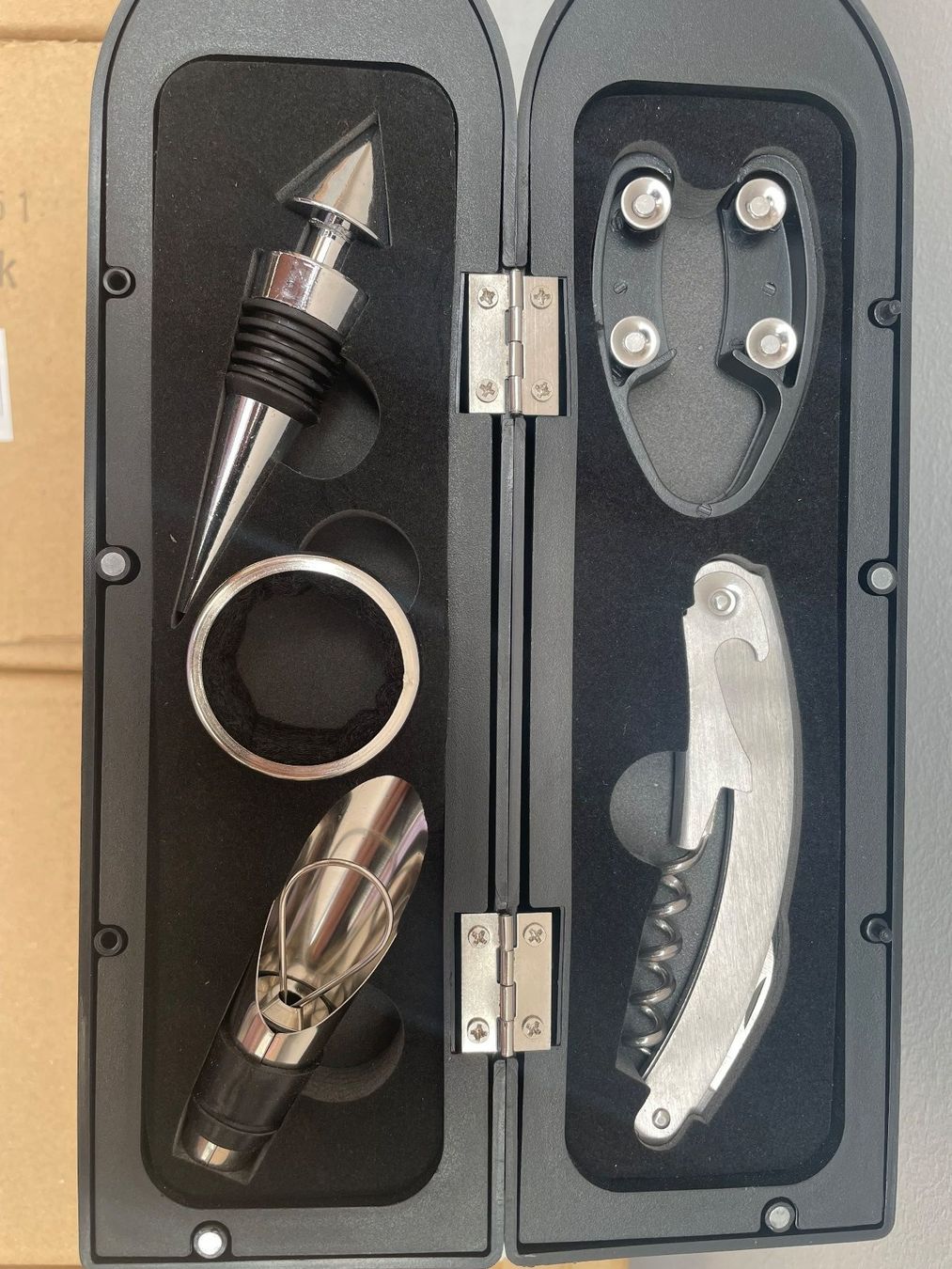Apribottiglie & Tappi per chiusura: Flaschenöffner/Weinöffner/Geschenkbox/Neu/OVP – Nuovo e nell'imballaggio originale da Volketswil venduto da rubin74 2