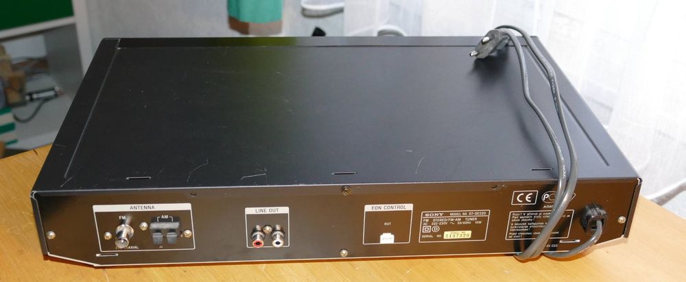 SONY FM AM STEREO TUNER MODEL ST-SE520 TESTÉ