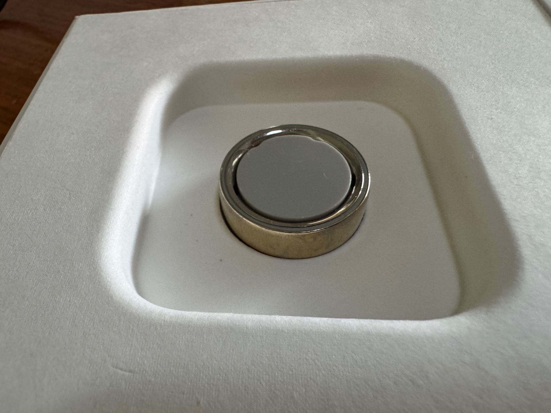 Oura Anelli: Oura Ring 4 Smart-Ring Grösse 9 gebraucht gold – Usato da Buchs ZH venduto da lis_fv6v 5