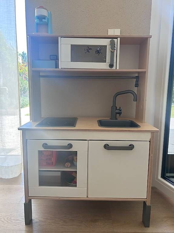 Ikea Spielzeuge: Ikea Kinderküche mit viel Zubehör – Gebraucht aus Neerach von RHaenggi82 4