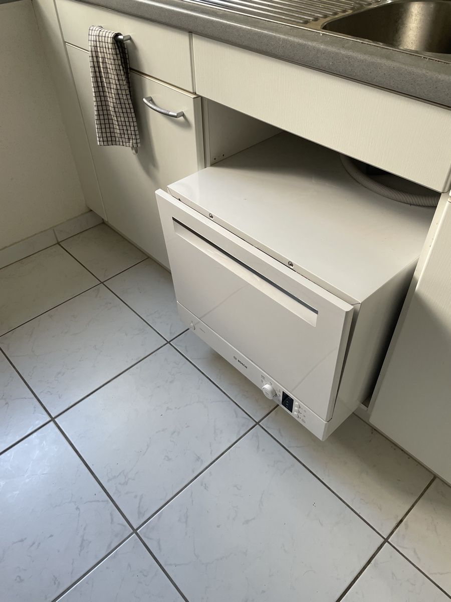 Bosch Geschirrspüler: Portable dishwasher – Gebraucht aus Zürich von jan_2p7k 1