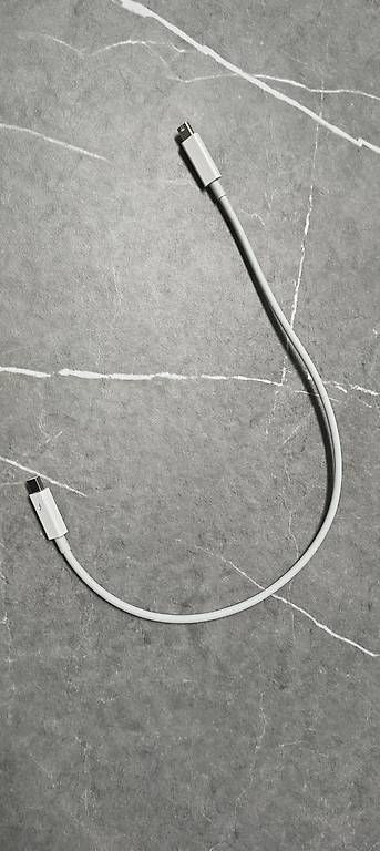 Câbles: Thunderbolt 2 kabel – D'occasion à Zweidlen par jasko_ 2