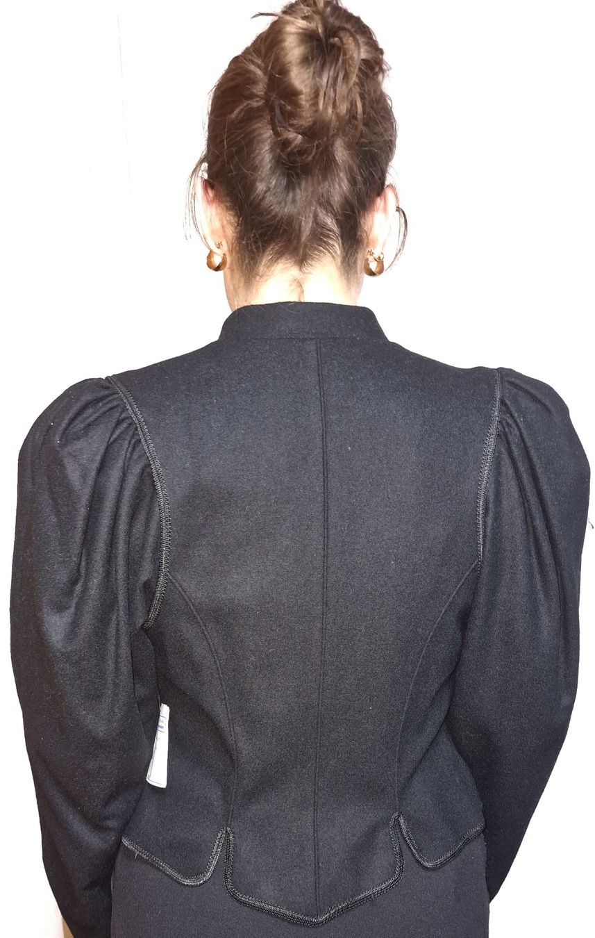 Jacken: Dirndl Jacke – Neu und originalverpackt aus Chur von car_5clc 5