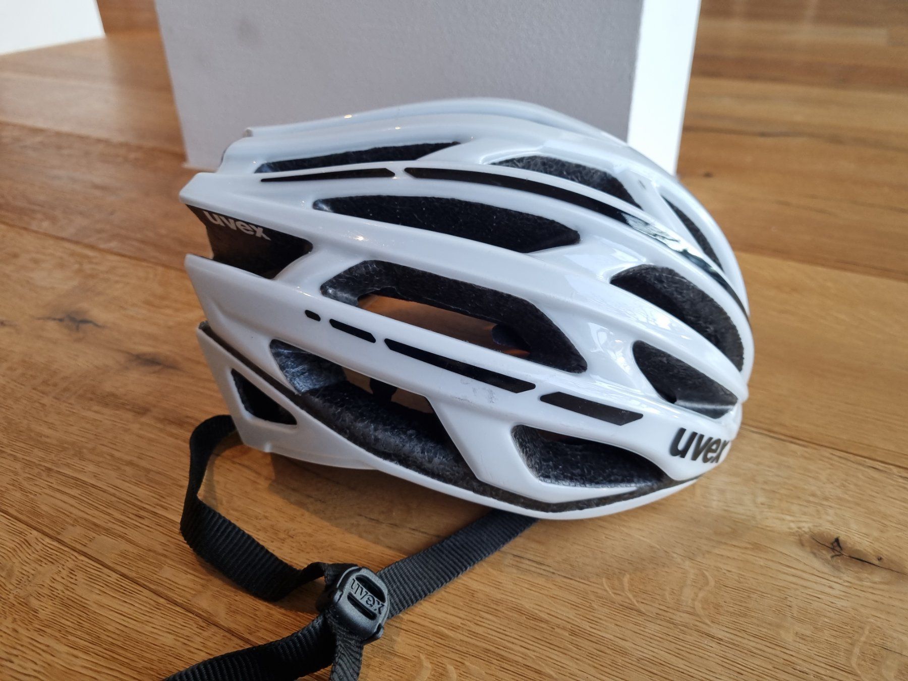 Uvex Caschi: Velohelm Uvex Race 5 – Usato da Brütten venduto da gupi1717 1