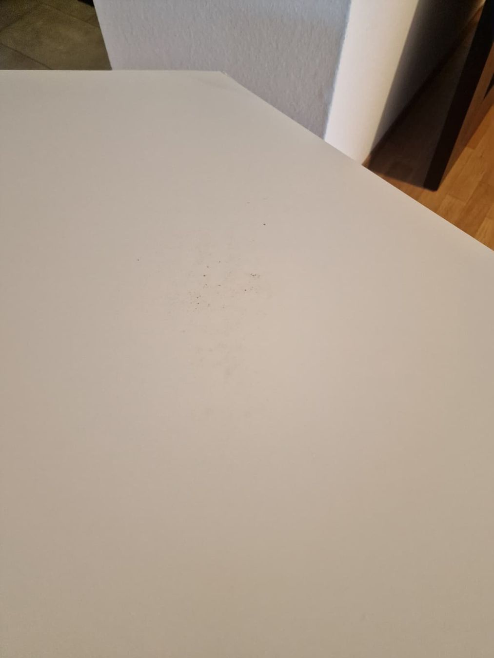Ikea Scrivanie: Brusali-Schreibtisch – Usato da Oberengstringen venduto da gre_7wv8 7