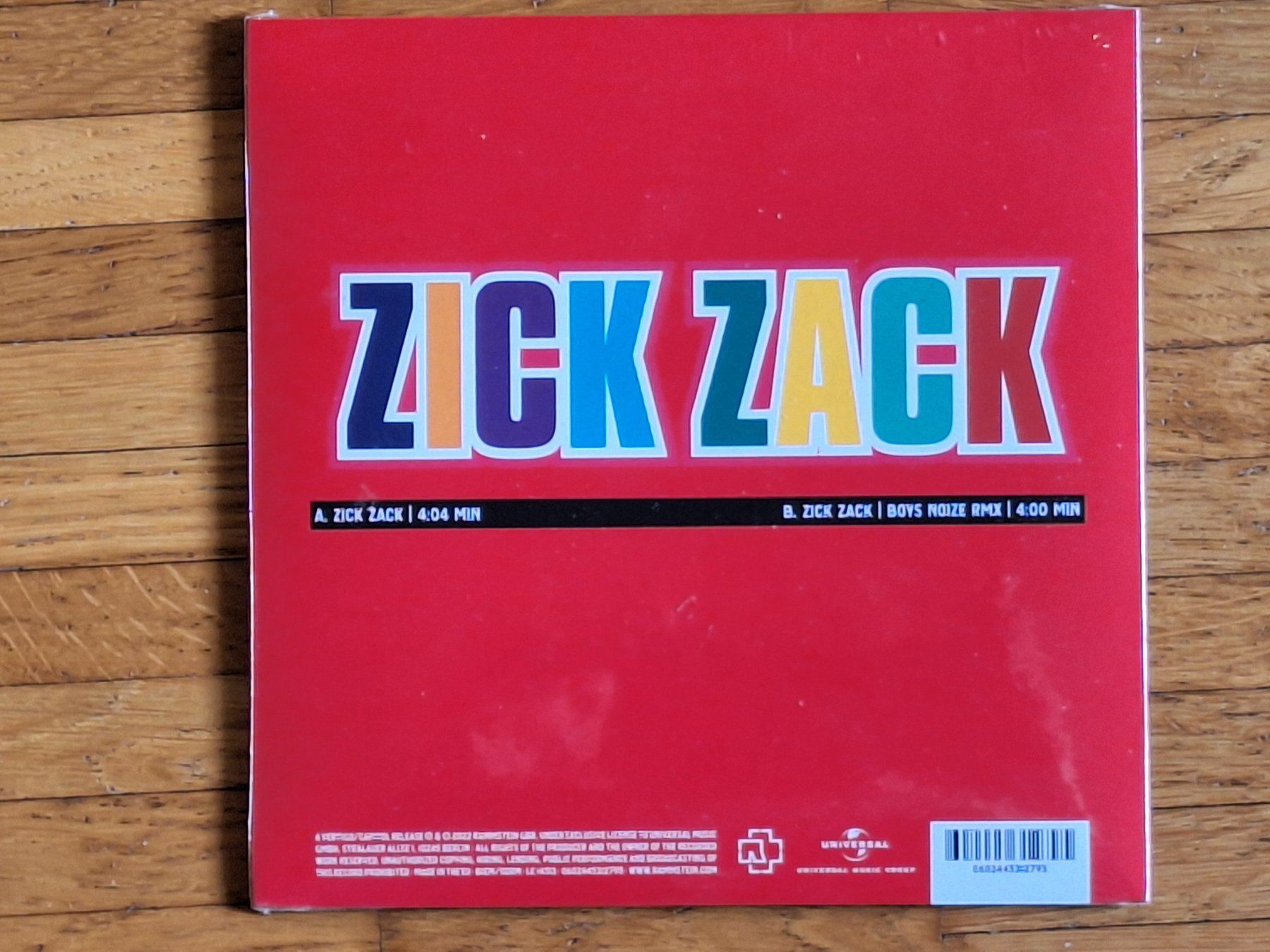 Dischi in vinile: Rammstein, Zick Zack - 7" Single EU 2022 Neu – Nuovo e nell'imballaggio originale da Oberentfelden venduto da Musicud 1