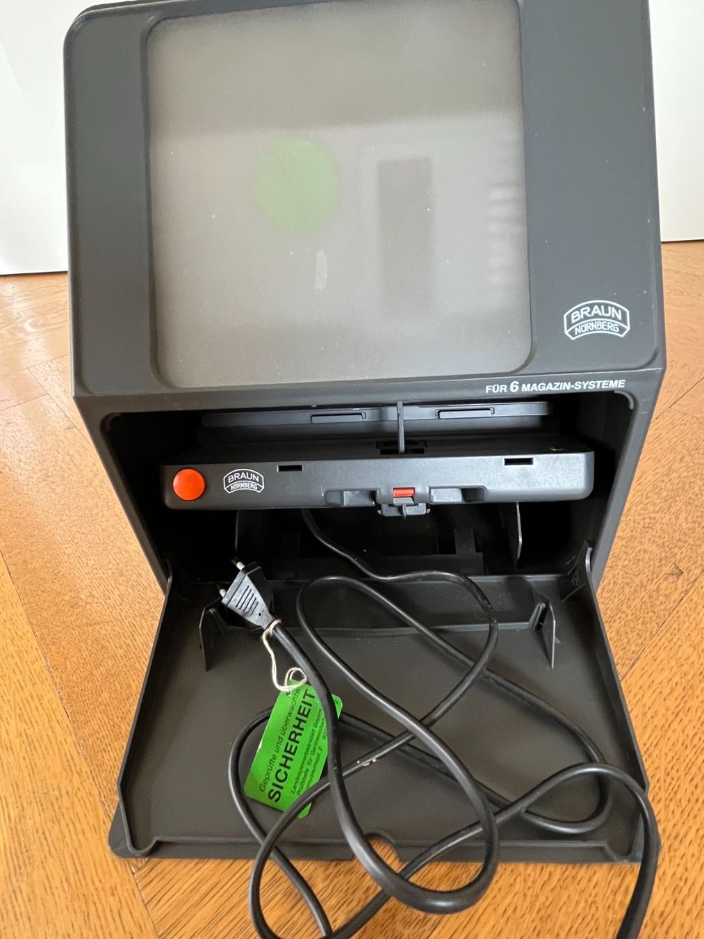 Lettore multimediale portatile: BRAUN PAXIMAT Multiscope 2000 (manque une pièce) – Usato da Lausanne venduto da charlie_lau24 7