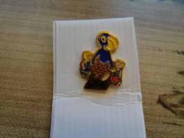 Globi Pin - Globi mit Kindern - Globi Verlag - 221190