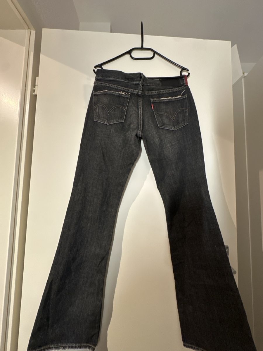 Levi's Jeans: Jeans Levi's Redloop schwarz – D'occasion à Vaduz par Anna_Stern_1 6