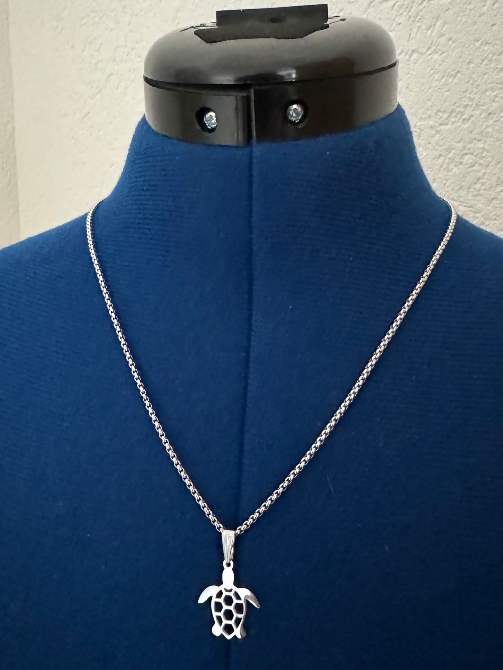 Catenine: Kette mit Schildkröten-Anhänger – Nuovo (secondo la descrizione) da Dübendorf venduto da Sonibell