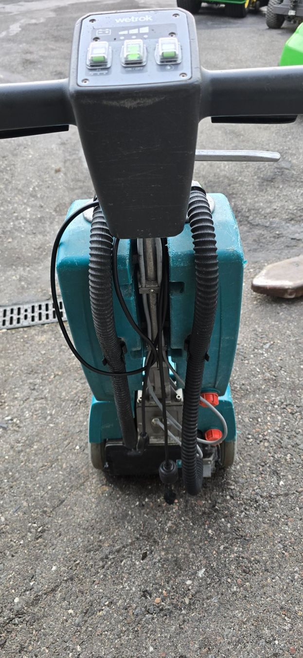 Tutte le macchine: Wetrok 2 stuk – Usato da Rain venduto da Fafan069 8