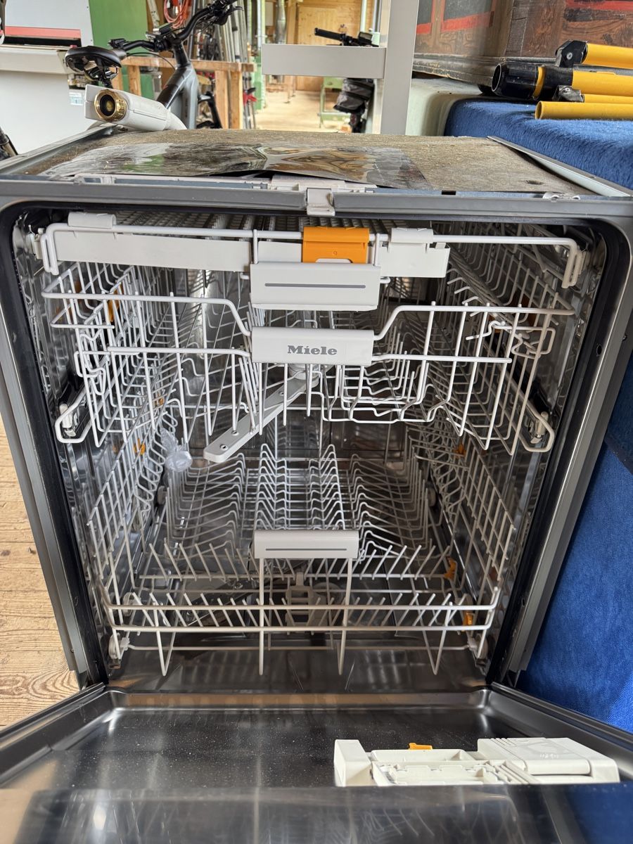 Geschirrspüler: Miele Geschirrspüler     4203 SCi/SCVi Active – Neu (gemäss Beschreibung) aus Zürich von tsc_z7fy 1