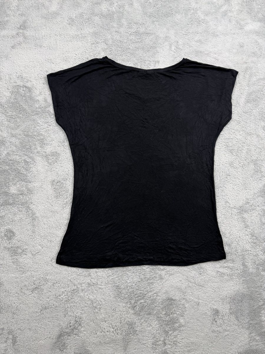 T-shirt: Y2K woman tee – Usato da Erlinsbach SO venduto da TogaResell 2