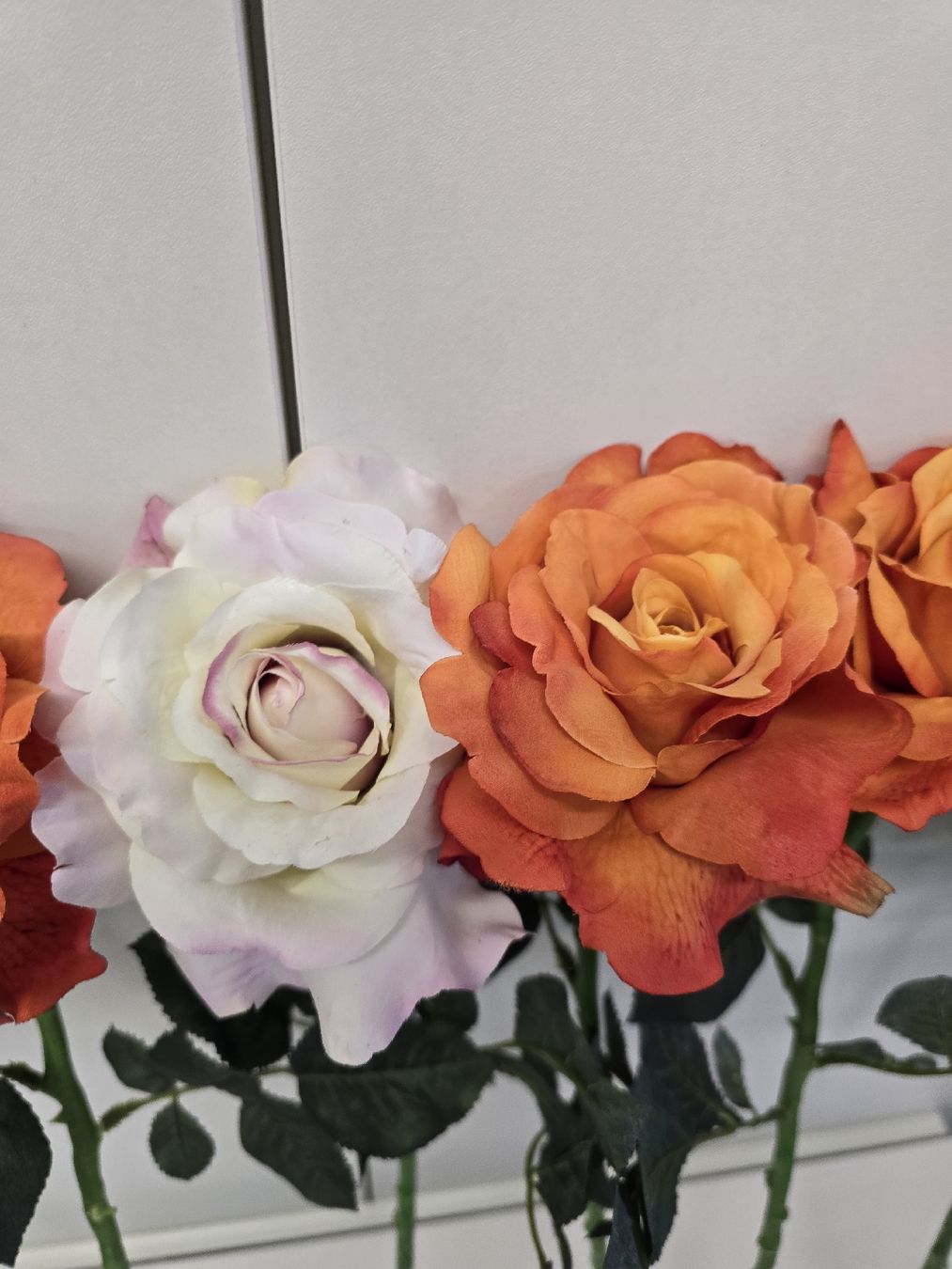 Tutte le decorazioni: Kunstblumen x6 – Usato da St. Gallen venduto da CAPYCORP 2