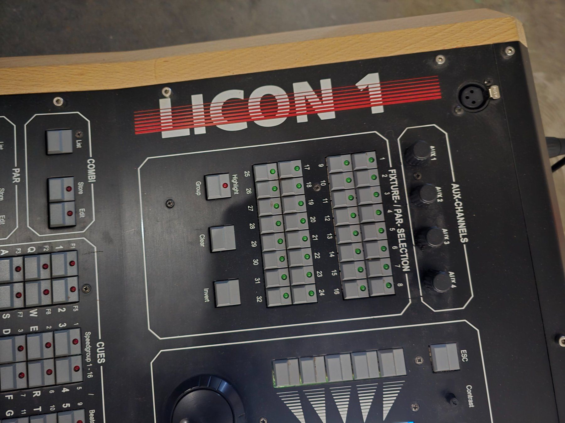 Lampade: JB Lighting Licon 1  Light Controller + Flight Case – Usato da Zürich venduto da Roy-Events-Zurich 4