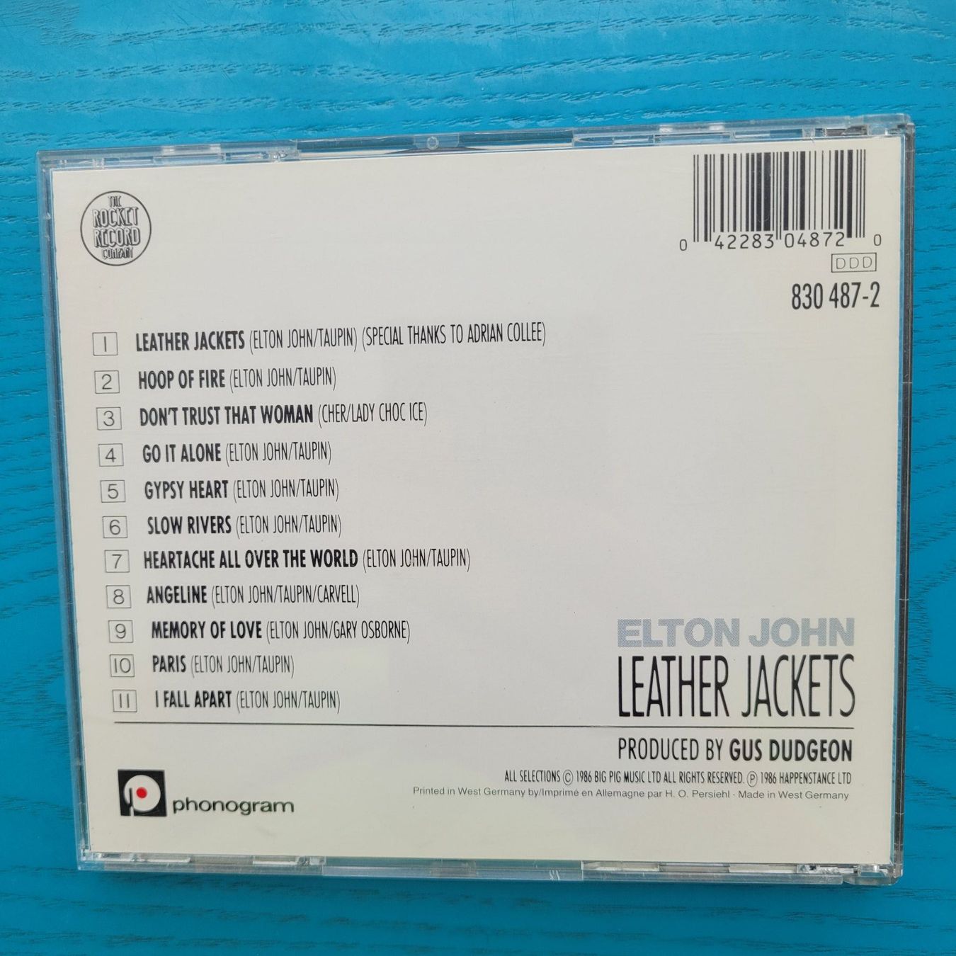 CD: Elton John- Leather Jackets – Usato da SCHÜBELBACH venduto da CoKaHa 1